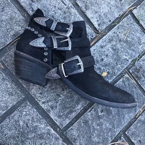 Dolce Vita Western Bootie